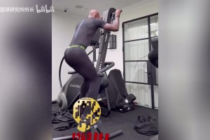 试想一下和文班亚马同场踢足球会是什么体验